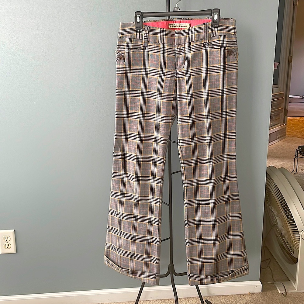 Hollister pants.